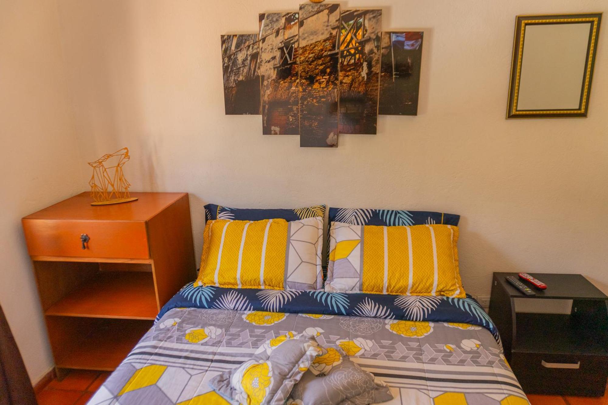 Hospedaje La Casa De Chavela Centro Historico Villa de Leyva Bagian luar foto